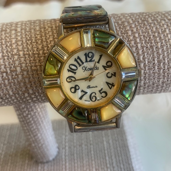 Xanadu Accessories - Xandadu Mother of Pearl face watch